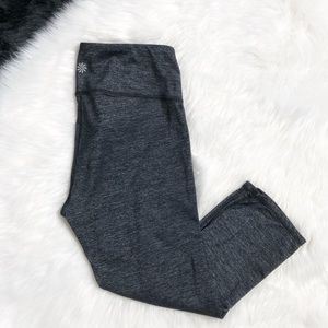 Athleta Chaturanga Capri Length Yoga Pants